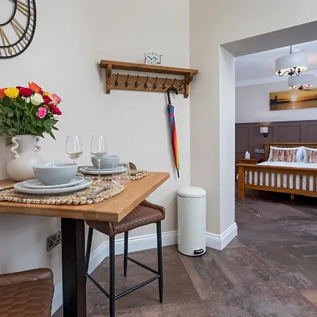 Lighthouse Unique Apartament Scarborough